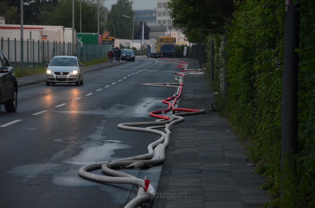 Grossfeuer Poco Lager Koeln Porz Gremberghoven Hansestr P456.JPG - Miklos Laubert